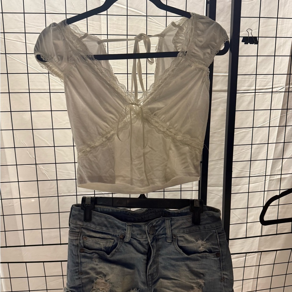 dELiA*s White Lace Crop Top